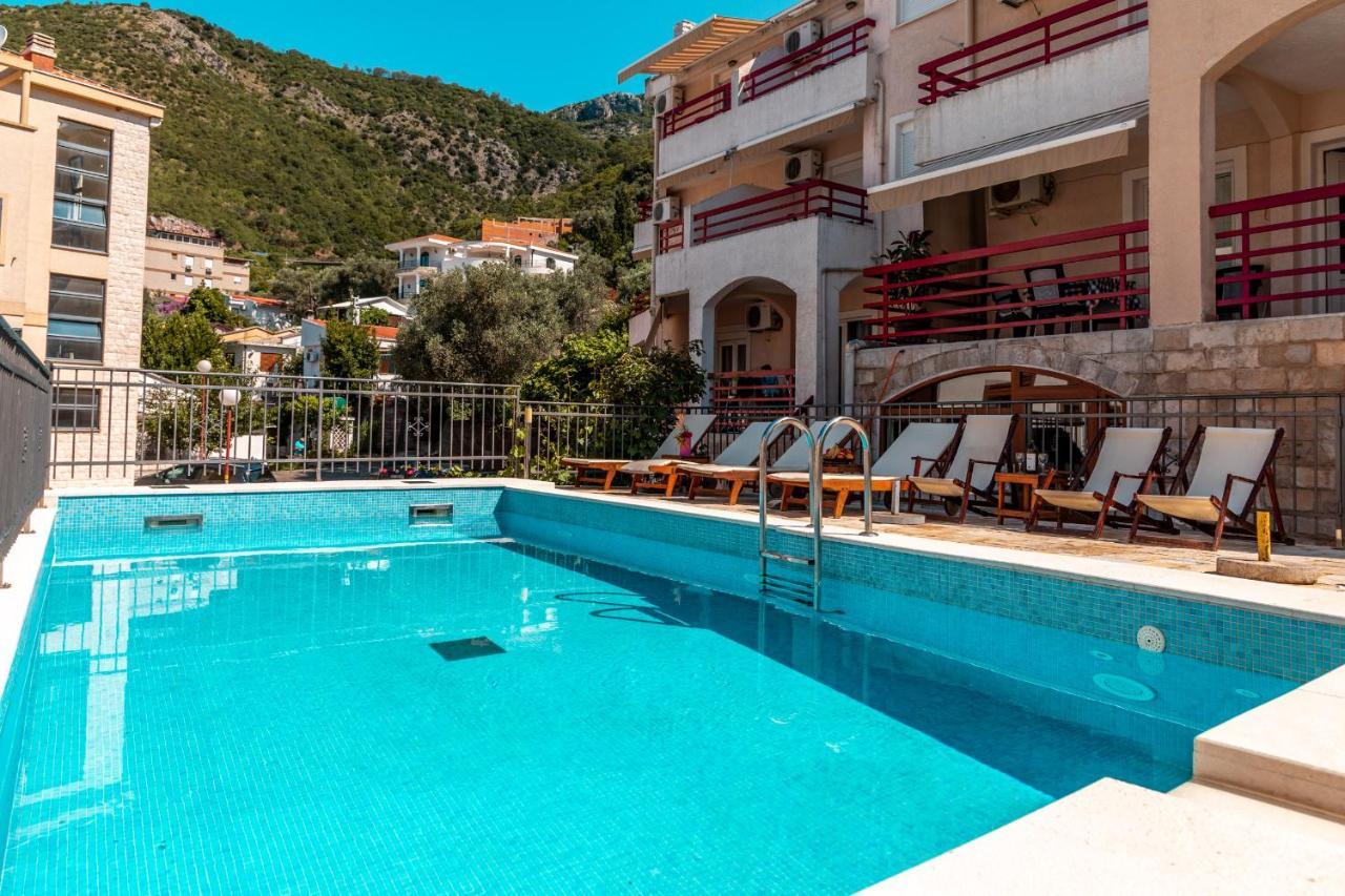 Villa Savovic Petrovac 외부 사진