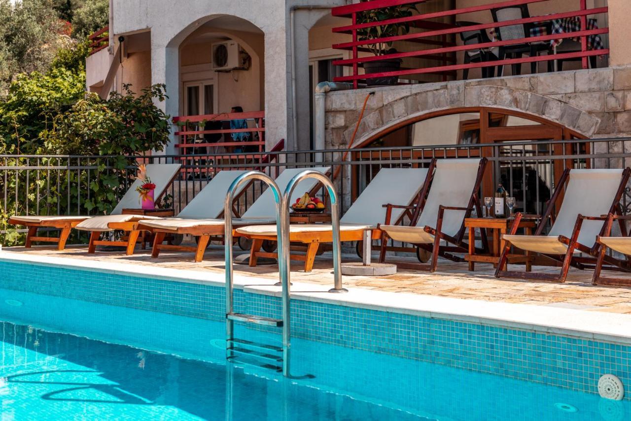 Villa Savovic Petrovac 외부 사진