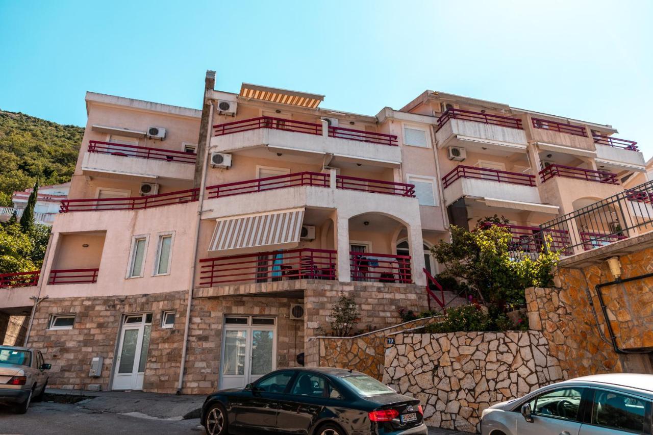 Villa Savovic Petrovac 외부 사진